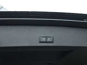 Audi Q2 35 TFSI S Line Black 33 navigation