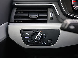 Audi A4 Avant advanced 40 TFSI S tronic 29 navigation