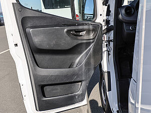Mercedes-Benz Sprinter 316 CDI Koffer RWD L3 20 navigation