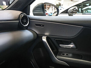 Mercedes-Benz A 200 d Progressive Advanced 17 navigation