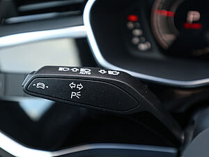 Audi Q3 S line 35 TDI quattro 31 navigation
