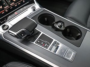 Audi A6 Avant advanced 40 TDI quattro S tronic 15 navigation