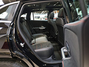 Mercedes-Benz GLA 180 AMG Sport Advanced Plus 4 navigation