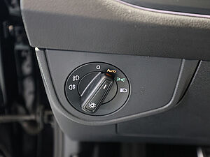 Volkswagen Polo R-Line 1,0 l TSI DSG 29 navigation