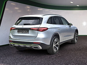 Mercedes-Benz GLC 300 e 4M Avantgarde Advanced Plus 4 navigation