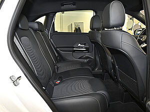 Mercedes-Benz B 200 Progressive 5 navigation