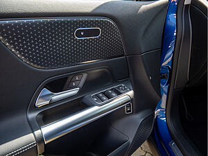 Mercedes-Benz EQA 350 4M Progressive Advanced 22 navigation