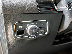 Mercedes-Benz B 180 Progressive Advanced Plus 19 navigation