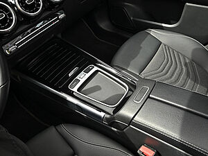 Mercedes-Benz GLB 220 4M Progressive Advanced 14 navigation