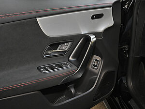 Mercedes-Benz CLA 250 SB 4M AMG Sport Premium 27 navigation