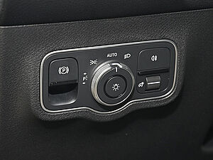 Mercedes-Benz GLB 250 4M AMG Sport Advanced Plus 22 navigation
