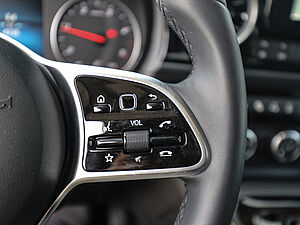 Mercedes-Benz T 180 d STYLE Standard 16 navigation