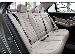 Mercedes-Benz E 300 e AMG Sport 9 navigation