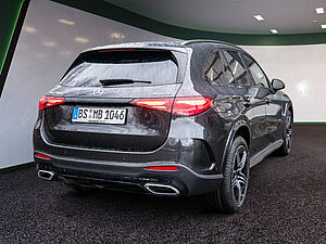 Mercedes-Benz GLC 300 4M AMG Line 3 navigation