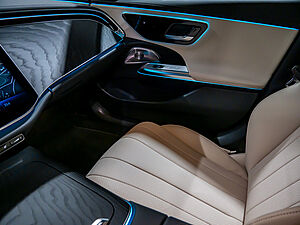 Mercedes-Benz E 300 T de 4M AMG Line 12 navigation