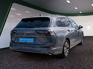 Volkswagen Golf VIII Variant GOAL 2,0 l TDI DSG 3 navigation