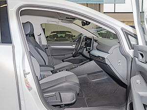Volkswagen Golf VIII Variant Goal 2,0 l TDI DSG 2 navigation