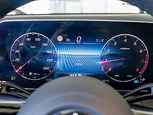 Mercedes-Benz GLC 300 4M Coupé AMG Sport Advanced Plus 13 navigation