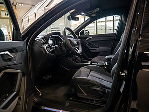 Audi Q3 S line 35 TFSI 8 navigation