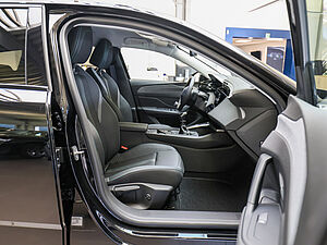 Peugeot 308 SW Allure PureTech 130 2 navigation