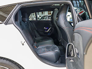Mercedes-Benz CLA 250 SB 4M AMG Sport Premium 4 navigation