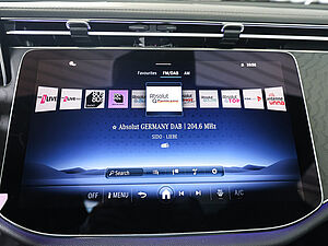 Mercedes-Benz E 450 d 4M T Avantgarde Advanced Plus 11 navigation