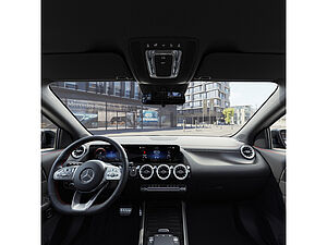 Mercedes-Benz EQA 250 AMG Sport Advanced Plus 15 navigation