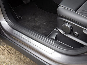 Mercedes-Benz GLA 180 Progressive Line Edition 27 navigation