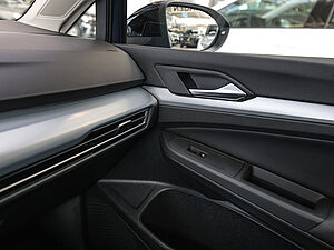 Volkswagen Golf VIII Goal 2,0 l TDI DSG 22 navigation