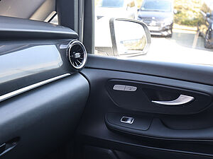 Mercedes-Benz V 250 d EDITION Lang 16 navigation