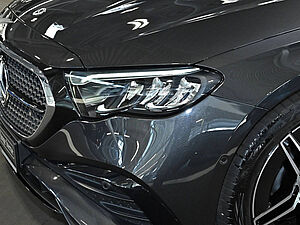 Mercedes-Benz E 220 T d AMG Line 30 navigation