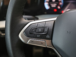 Volkswagen Golf VIII Goal 1,5 l TSI 27 navigation