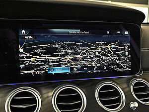 Mercedes-Benz E 300 d 4M T AMG Line 11 navigation