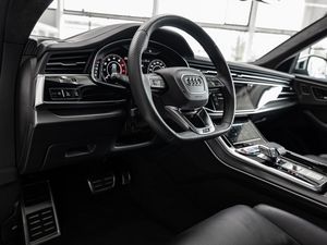 Audi RS Q8 4.0 TFSI Dynamic Keramik Pano ACC HUD 19 navigation
