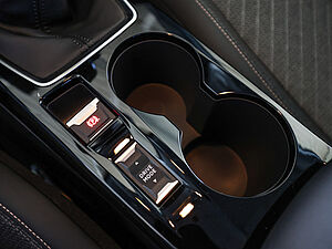 Peugeot 208 Neuer Allure PureTech 100 18 navigation