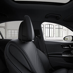 Mercedes-Benz C 400 e 4M AMG Sport Premium Plus 15 navigation