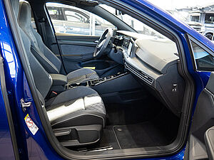 Volkswagen Golf VIII Variant R-Line 2.0 TDI DSG 2 navigation