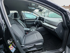 Volkswagen Golf VIII Move 1.5 TSI 2 navigation