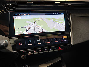 Peugeot 308 Allure HYBRID 136 e-DSC6 10 navigation