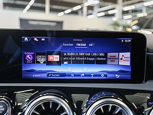 Mercedes-Benz A 220 4M AMG Sport Advanced Plus 10 navigation