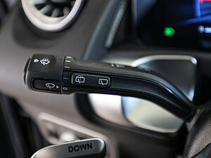 Mercedes-Benz GLB 35 AMG 4M Premium 28 navigation