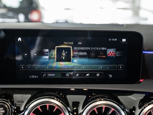 Mercedes-Benz A 35 AMG 4M Night LED Navi Kamera Spurh.-Ass. 14