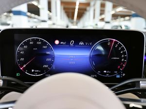 Mercedes-Benz S 580 e 4M L AMG Sport FirstClass MULTIB. HUD 25 navigation