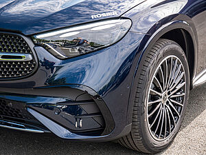 Mercedes-Benz GLC 220 d 4M AMG Line 28 navigation