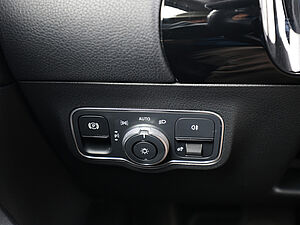 Mercedes-Benz GLA 200 d Progressive 29 navigation