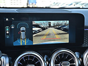 Mercedes-Benz GLB 200 d 10 navigation