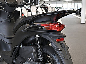 Piaggio Liberty 125 S IGET E5+ **0% Finanzierung bis zum 30.06.** 10 navigation