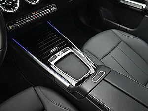 Mercedes-Benz GLB 180 Progressive Advanced Plus 14 navigation