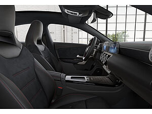 Mercedes-Benz CLA 220 4M Coupé AMG Sport Premium Plus 8 navigation
