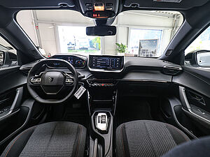 Peugeot 2008 STYLE HYBRID 145 e-DSC6 6 navigation